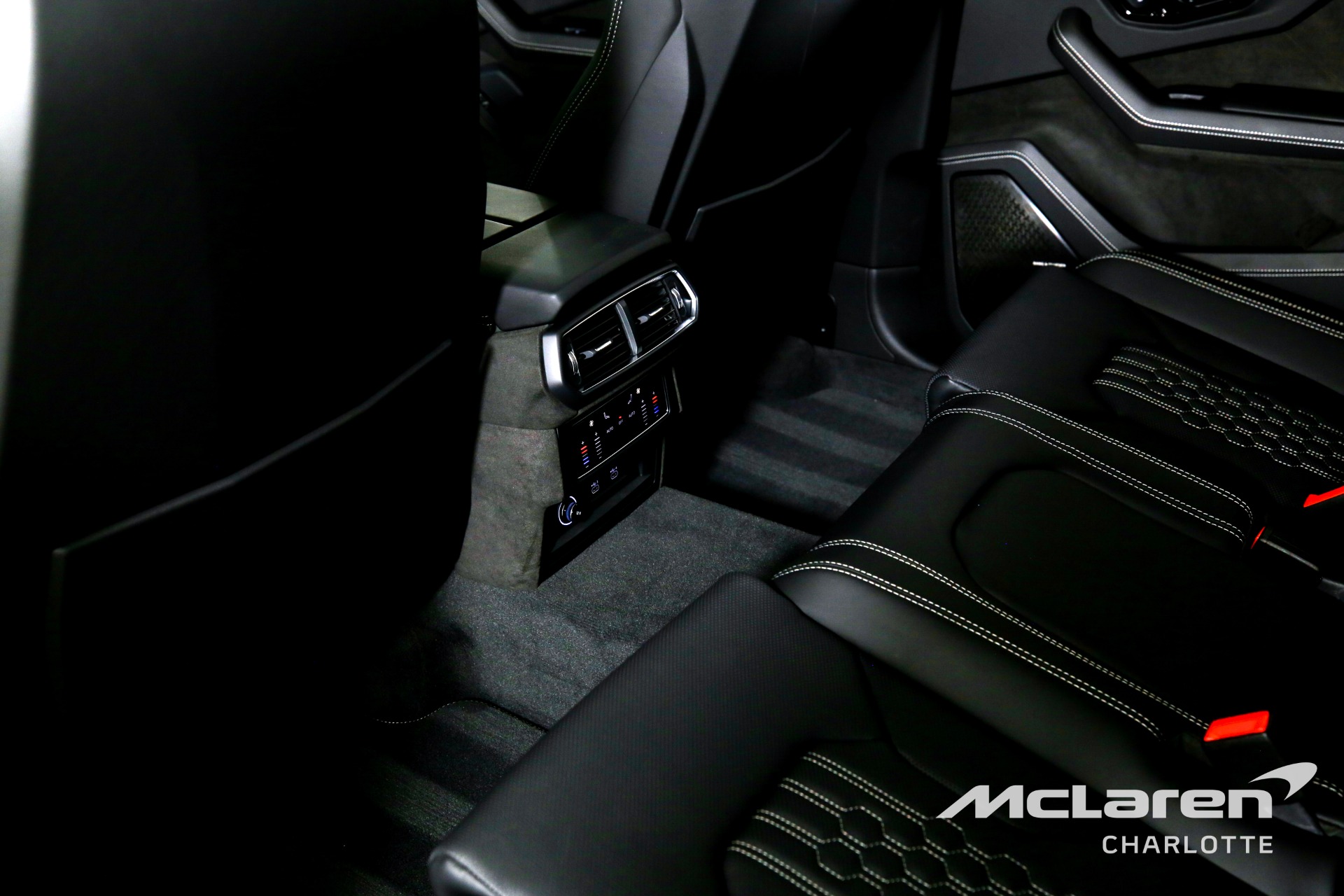 Used 2025 Lamborghini Urus SE | Charlotte, NC