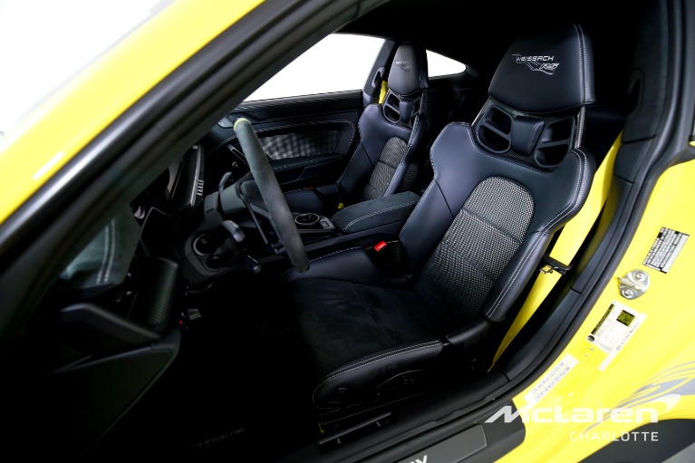 Used-2024-Porsche-911-GT3-RS-MANTHEY