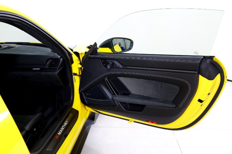 Used-2024-Porsche-911-GT3-RS-MANTHEY