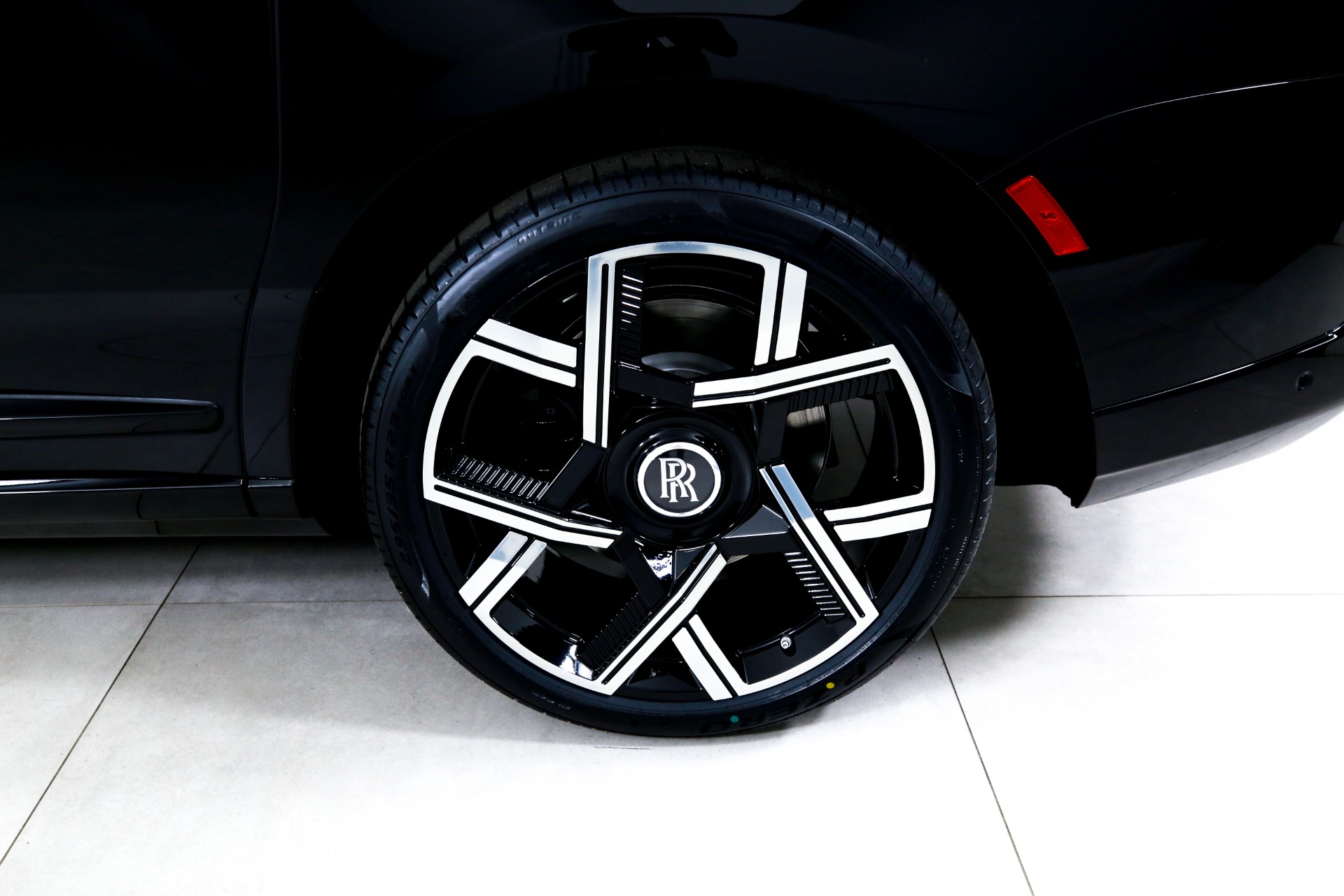 New 2026 Rolls-Royce Black Badge Cullinan  | Charlotte, NC