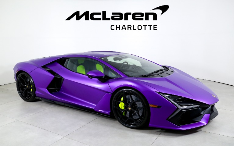 Used-2025-Lamborghini-Revuelto