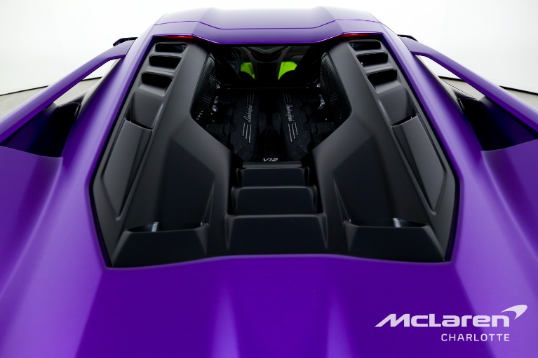 Used-2025-Lamborghini-Revuelto