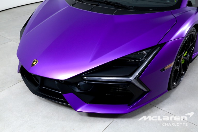 Used-2025-Lamborghini-Revuelto