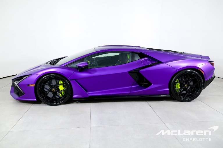 Used-2025-Lamborghini-Revuelto