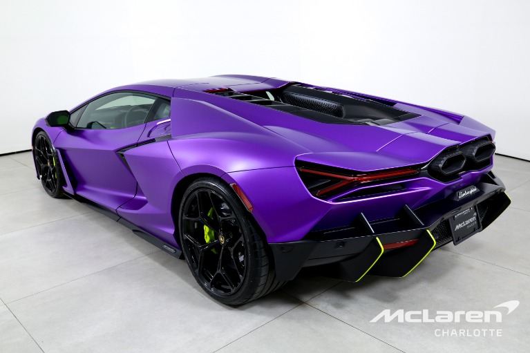 Used-2025-Lamborghini-Revuelto
