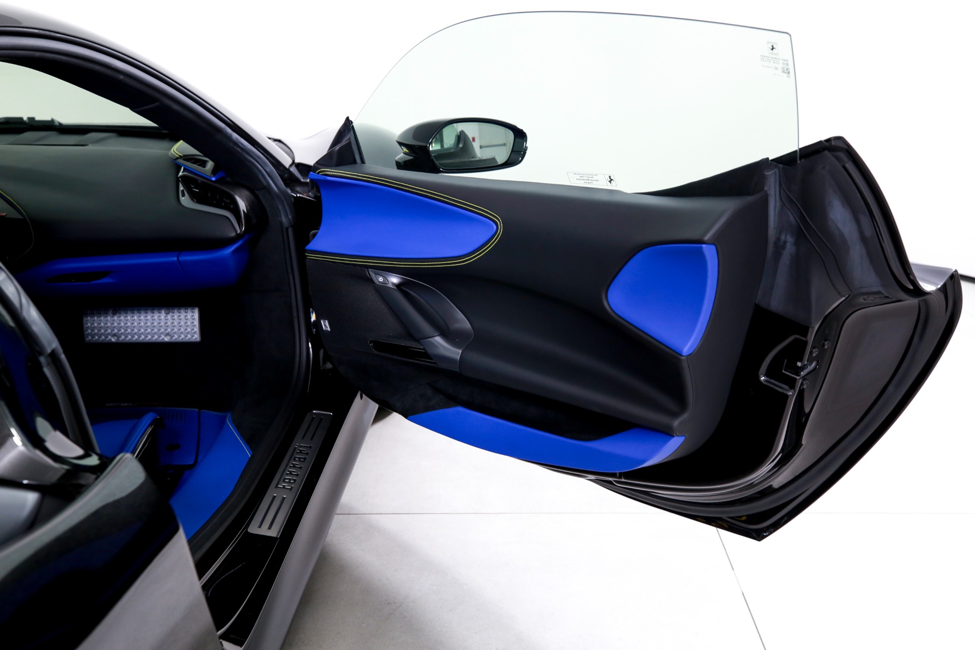 Used 2023 Ferrari SF90 Stradale  | Charlotte, NC