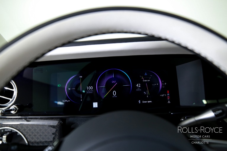 New-2026-Rolls-Royce-Black-Badge-Cullinan