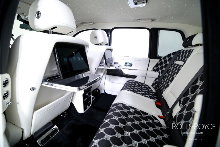 New-2026-Rolls-Royce-Black-Badge-Cullinan