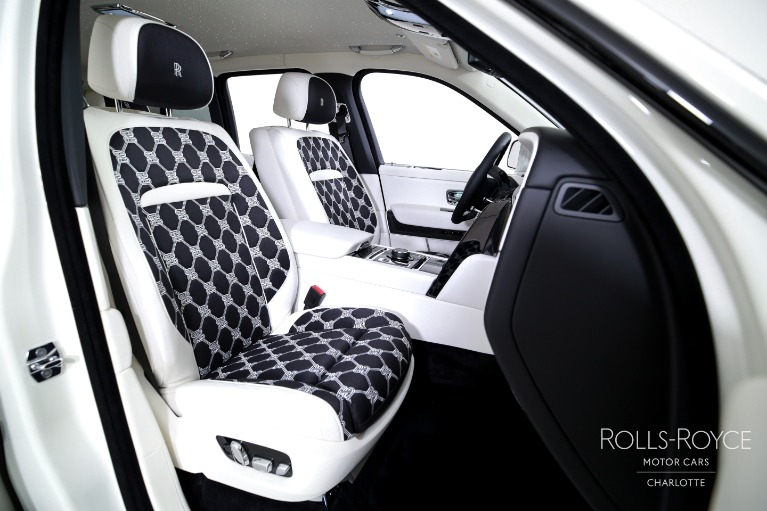 New-2026-Rolls-Royce-Black-Badge-Cullinan