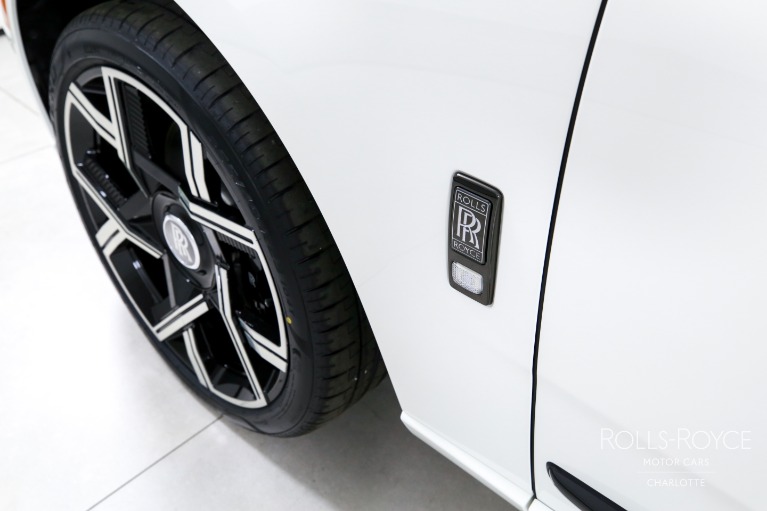 New-2026-Rolls-Royce-Black-Badge-Cullinan