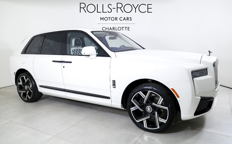 New-2026-Rolls-Royce-Black-Badge-Cullinan