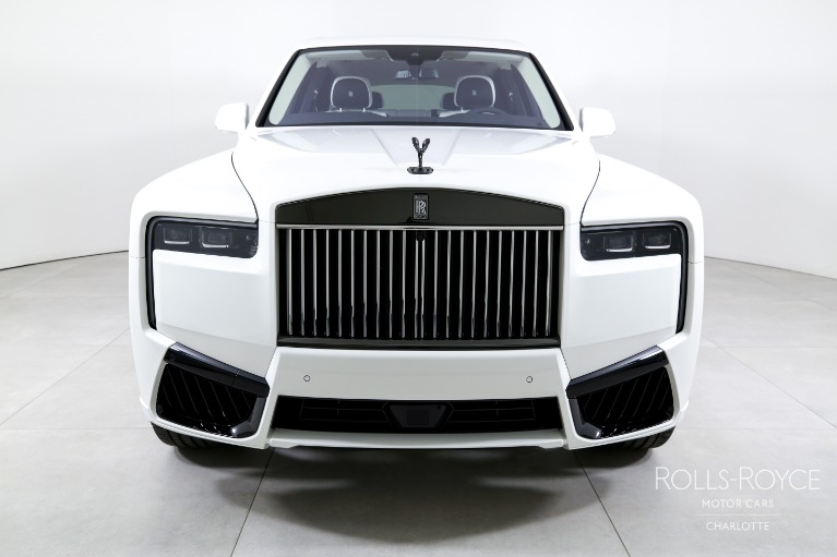 New-2026-Rolls-Royce-Black-Badge-Cullinan