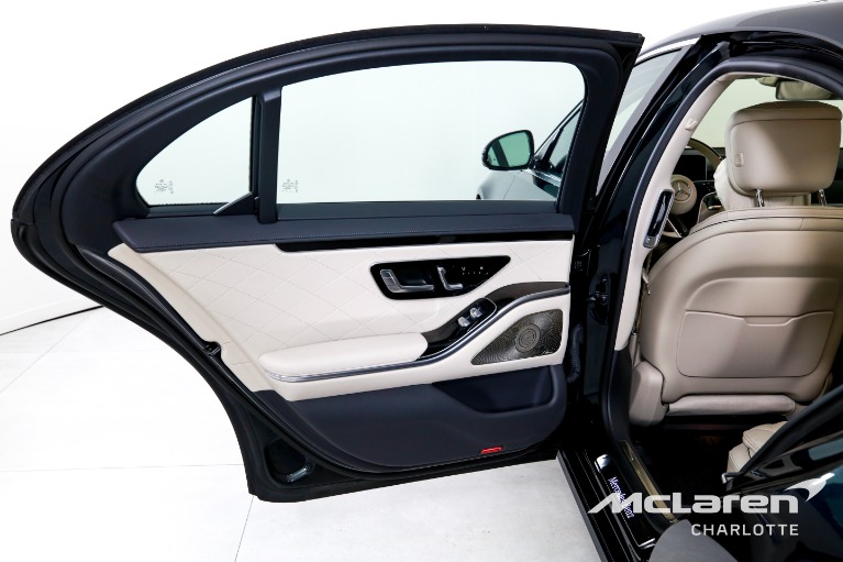 Used-2024-Mercedes-Benz-S-Class-S-580-4MATIC