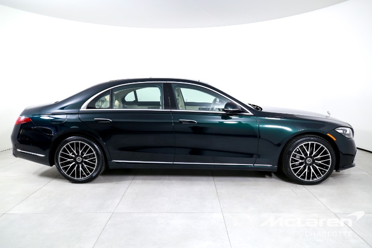 Used-2024-Mercedes-Benz-S-Class-S-580-4MATIC