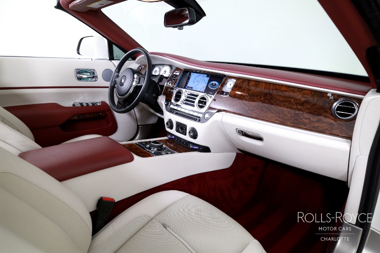 Used-2020-Rolls-Royce-Dawn