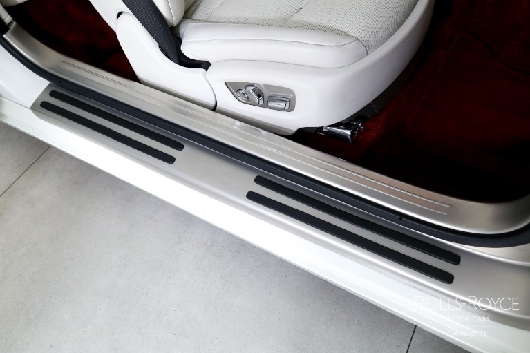 Used-2020-Rolls-Royce-Dawn