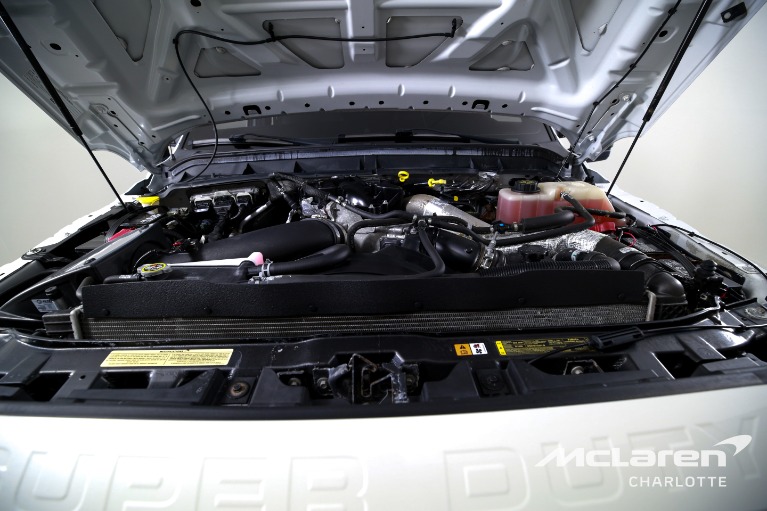 Used-2015-Ford-F-450-Super-Duty-Lariat