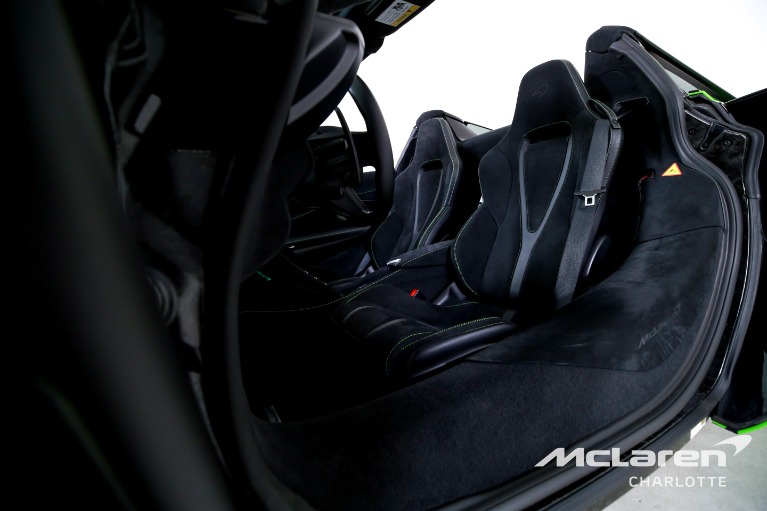 Used-2025-McLaren-750S-Spider