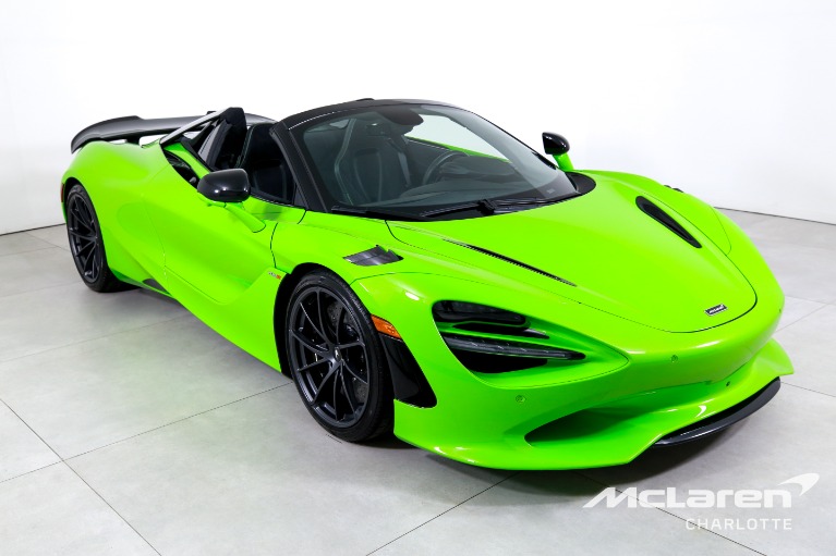 Used-2025-McLaren-750S-Spider