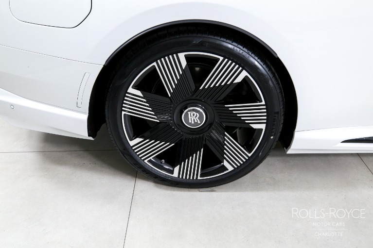 Used-2024-Rolls-Royce-Spectre