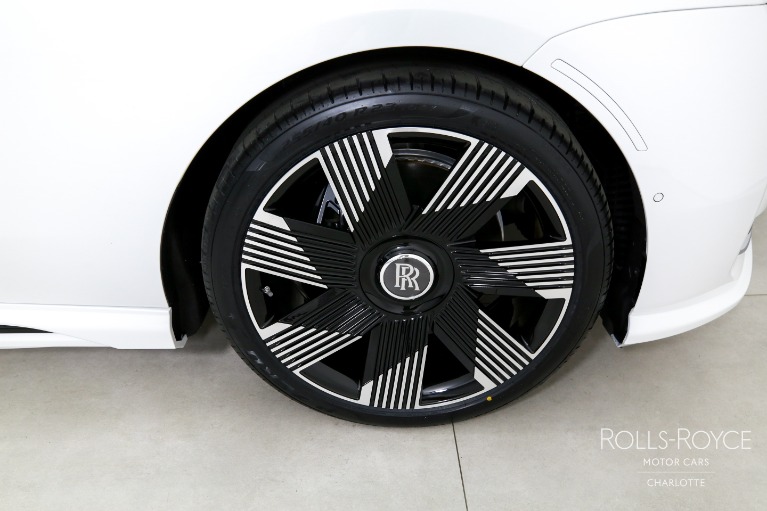 Used-2024-Rolls-Royce-Spectre