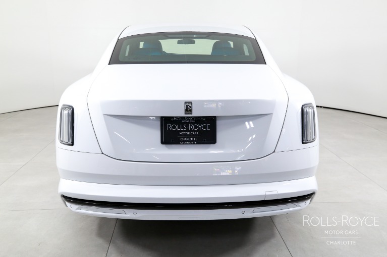 Used-2024-Rolls-Royce-Spectre
