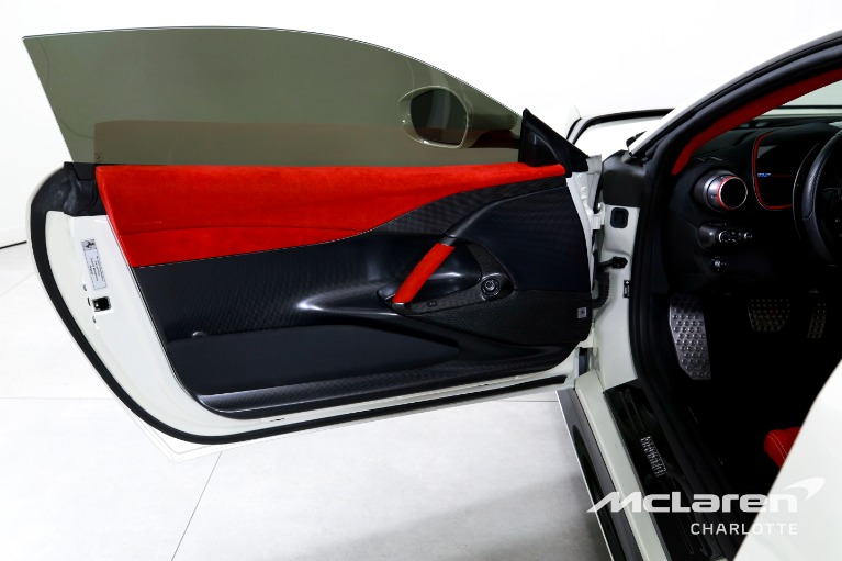 Used-2022-Ferrari-812-Competizione