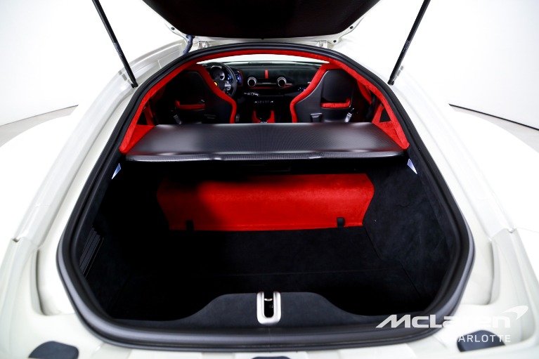 Used-2022-Ferrari-812-Competizione