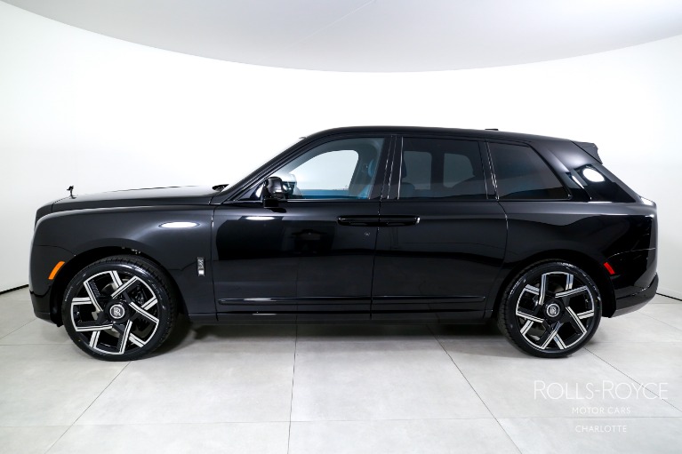 New-2026-Rolls-Royce-Black-Badge-Cullinan