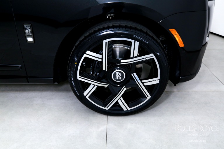 New-2026-Rolls-Royce-Black-Badge-Cullinan