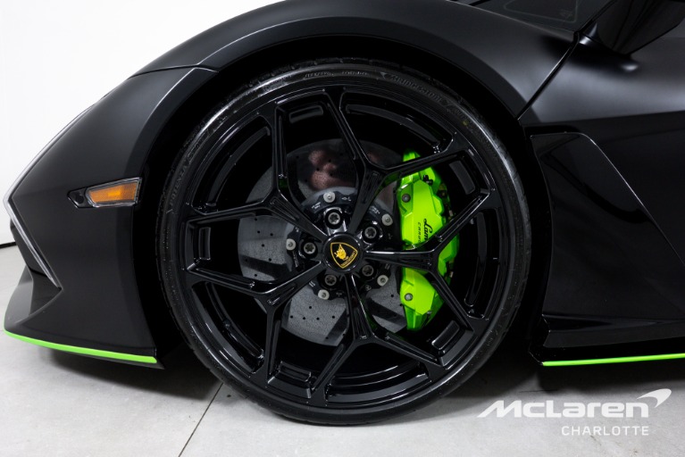 Used-2024-Lamborghini-Revuelto
