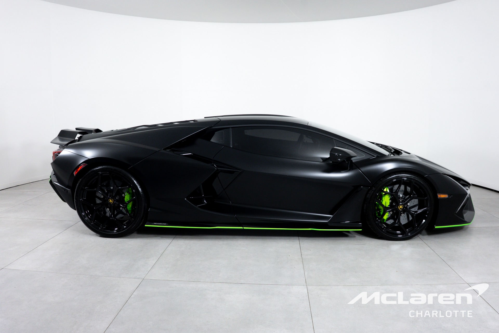 Used 2024 Lamborghini Revuelto  | Charlotte, NC