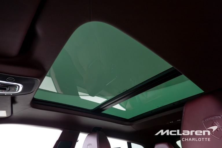 Used-2025-Lamborghini-Urus-SE