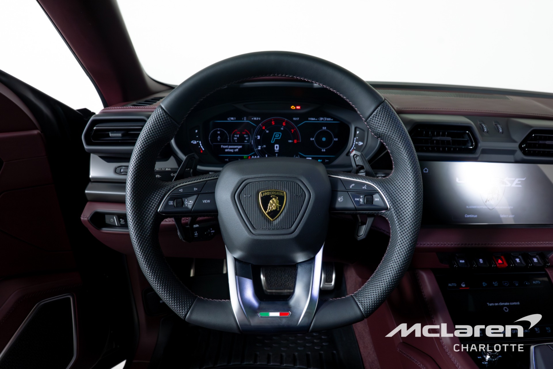 Used 2025 Lamborghini Urus SE | Charlotte, NC