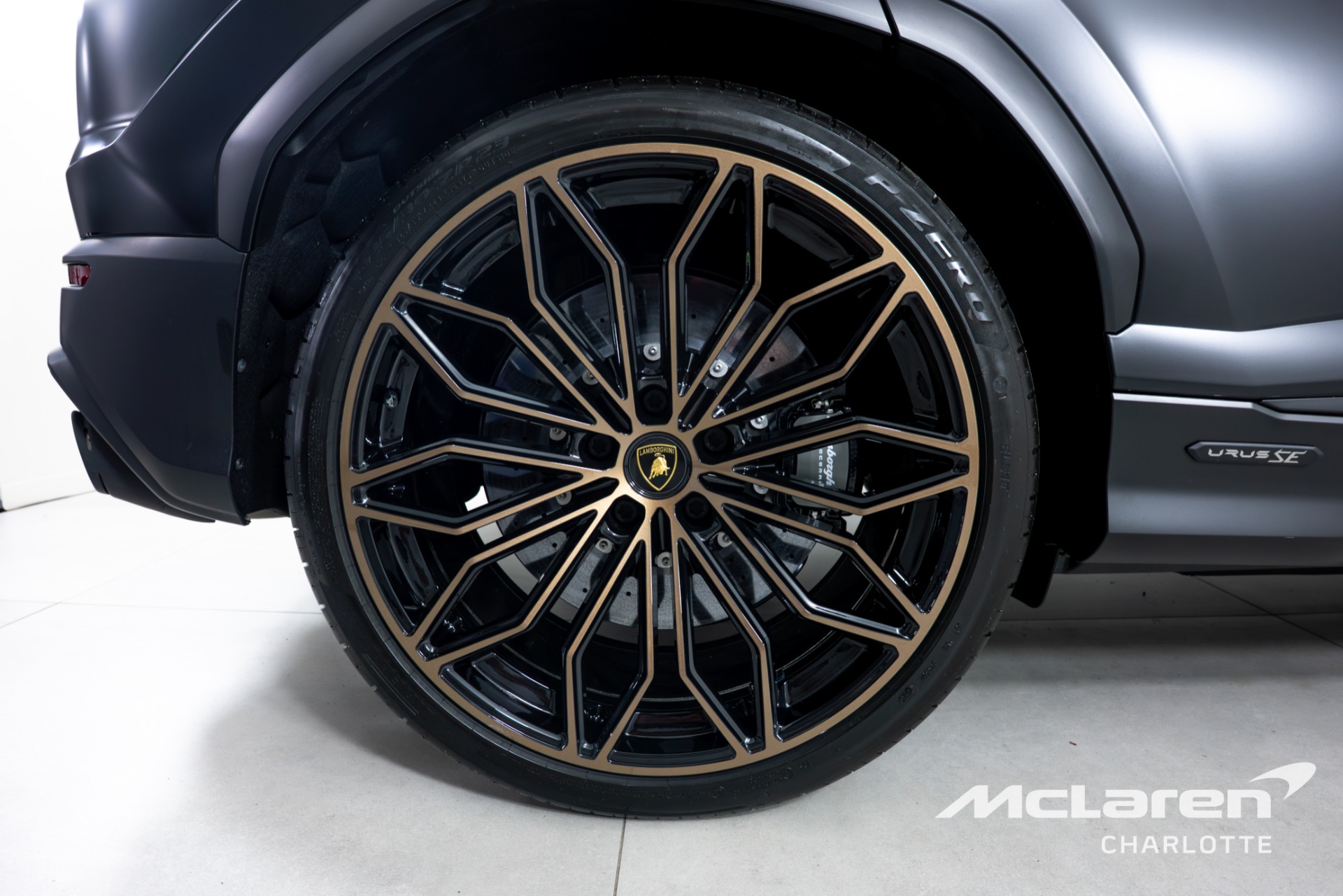 Used 2025 Lamborghini Urus SE | Charlotte, NC