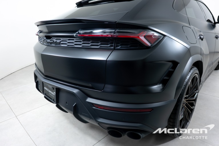 Used-2025-Lamborghini-Urus-SE