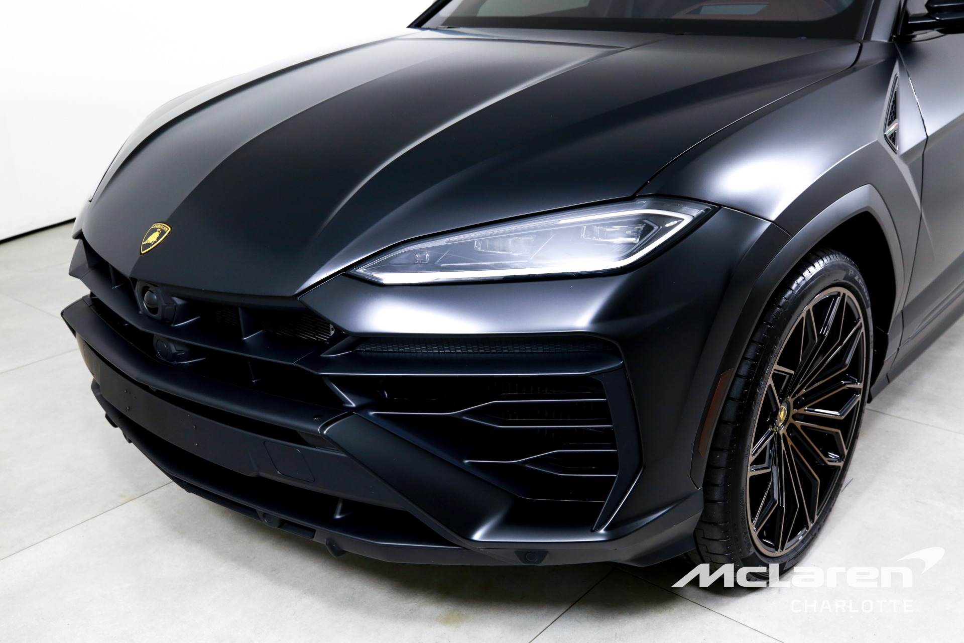Used 2025 Lamborghini Urus SE | Charlotte, NC