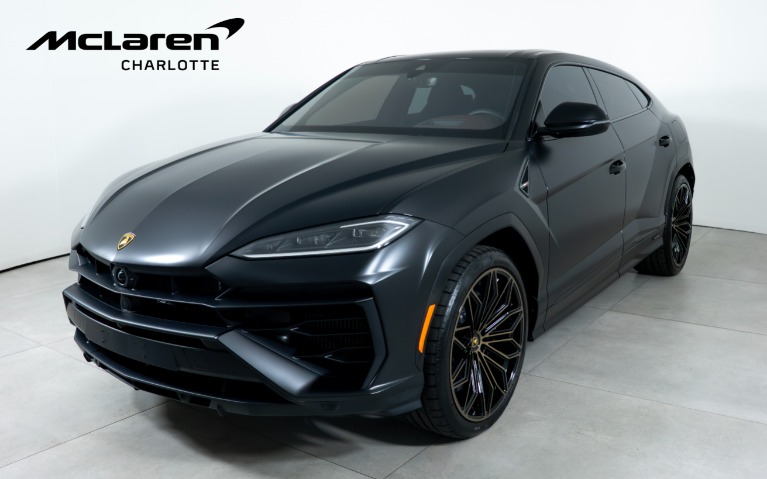 Used-2025-Lamborghini-Urus-SE