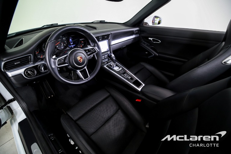 Used-2017-Porsche-911-Carrera