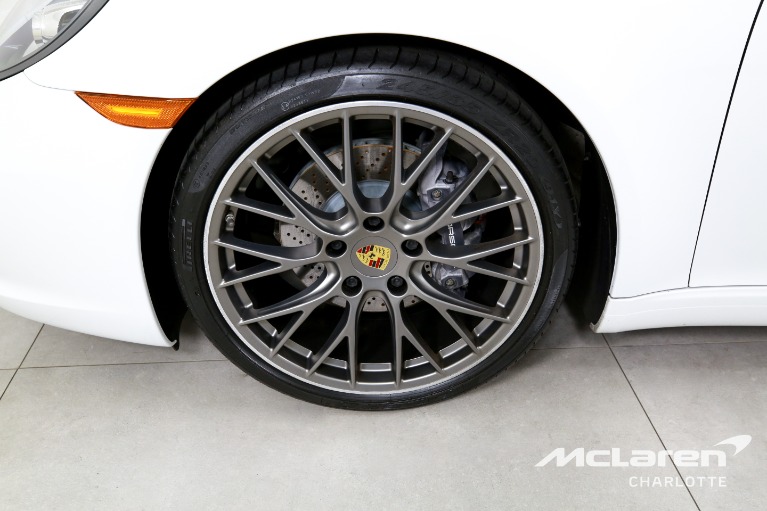 Used-2017-Porsche-911-Carrera