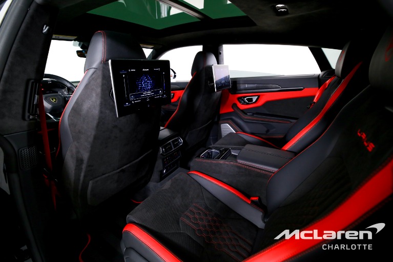 Used-2023-Lamborghini-Urus-S