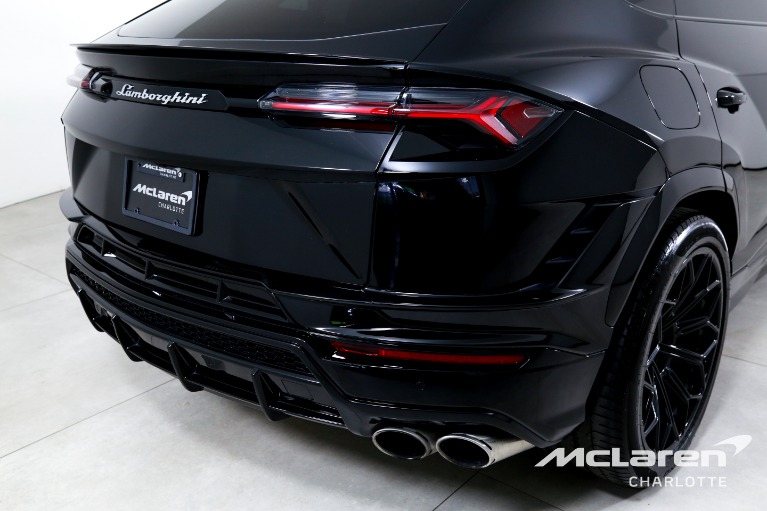 Used-2023-Lamborghini-Urus-S
