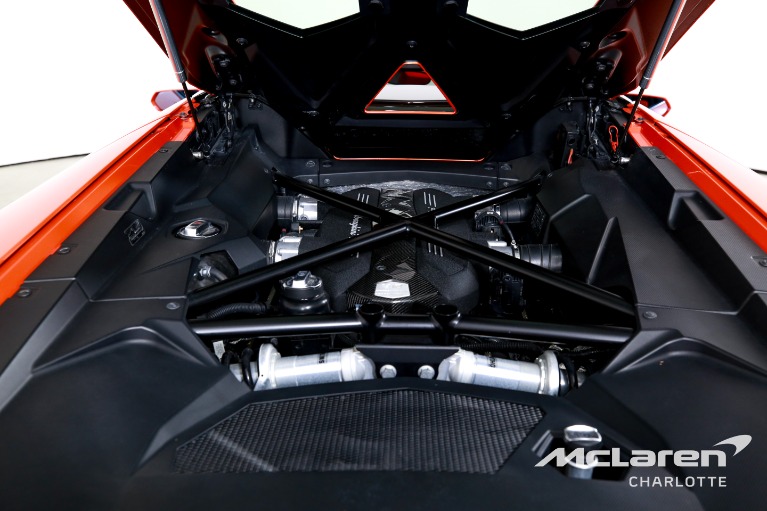 Used-2014-Lamborghini-Aventador-LP-700-4