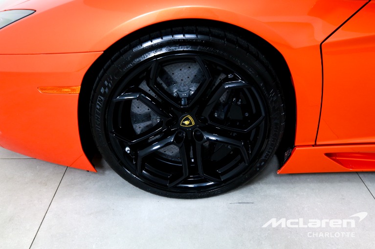 Used-2014-Lamborghini-Aventador-LP-700-4