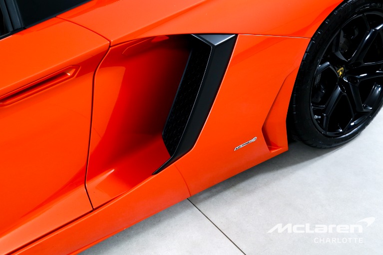 Used-2014-Lamborghini-Aventador-LP-700-4