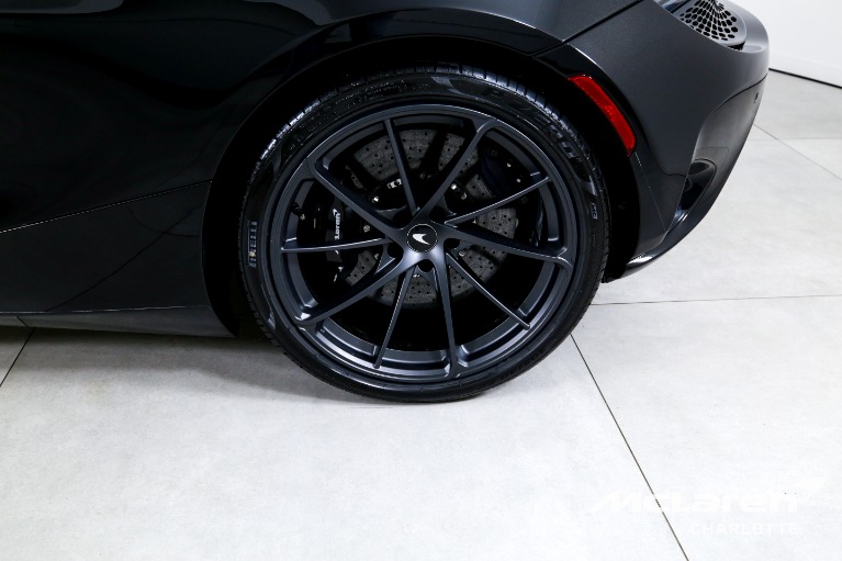 New-2027-McLaren-750S-Spider