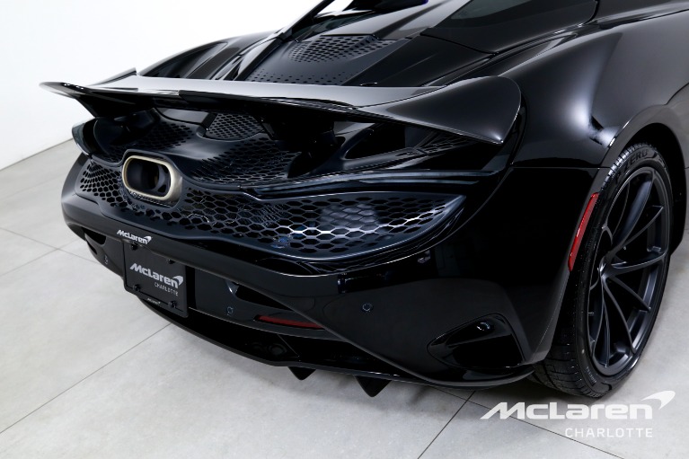 New-2027-McLaren-750S-Spider