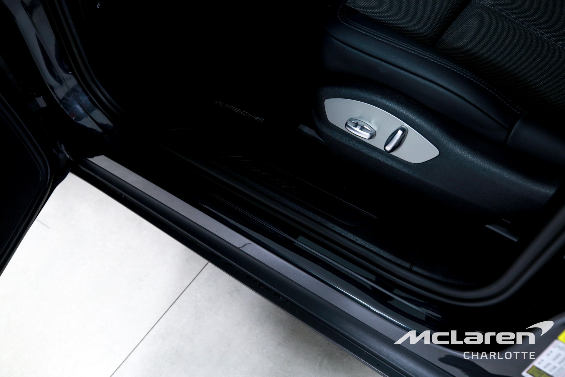 Used 2024 Porsche Macan  | Charlotte, NC