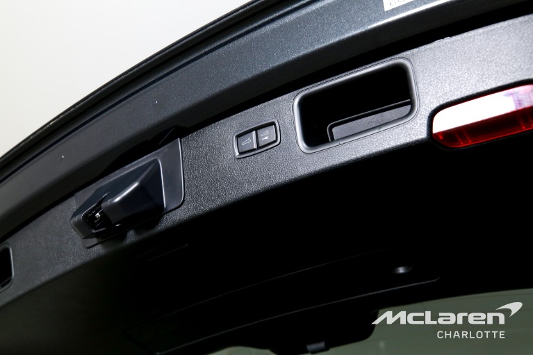 Used-2024-Porsche-Macan