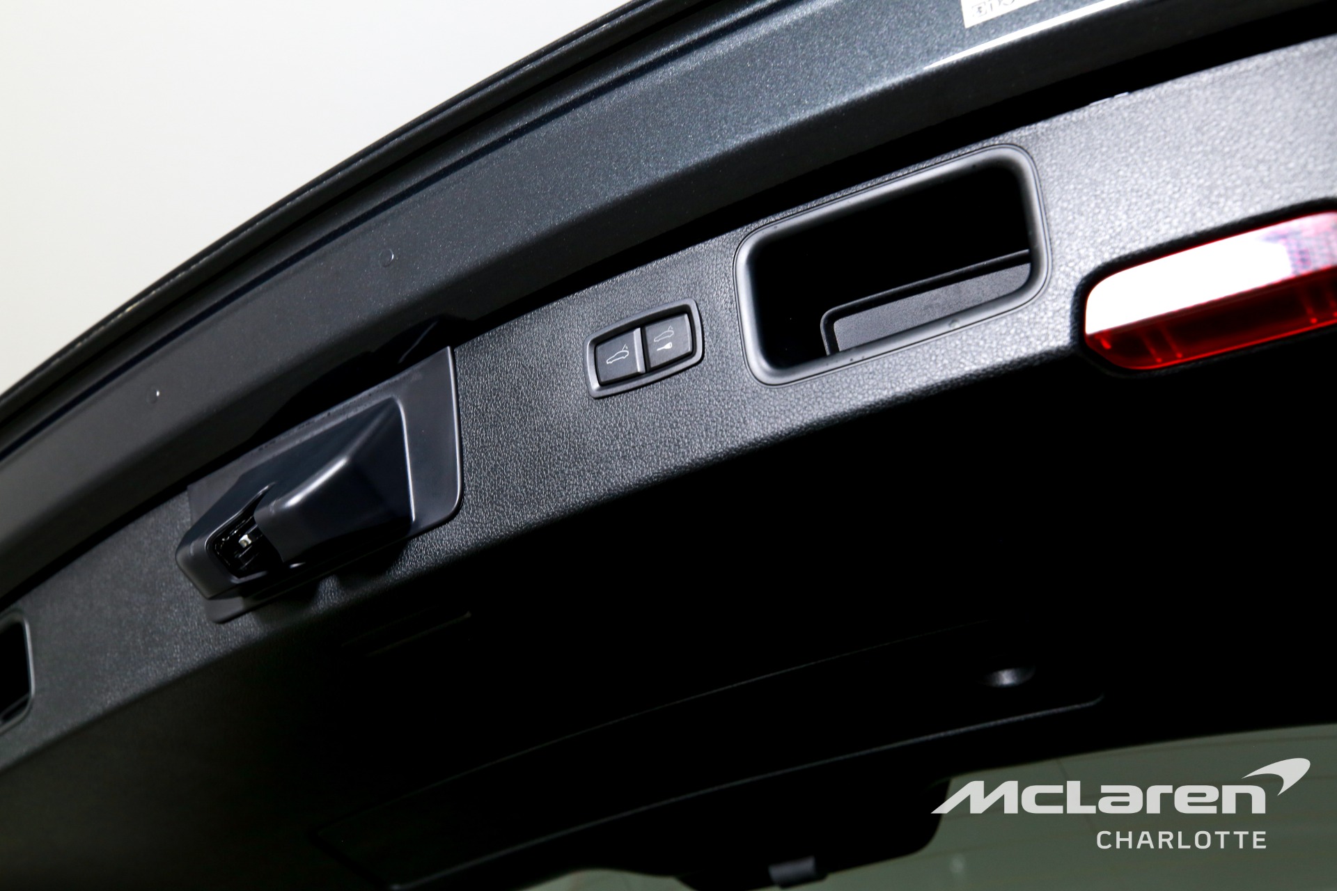 Used 2024 Porsche Macan  | Charlotte, NC